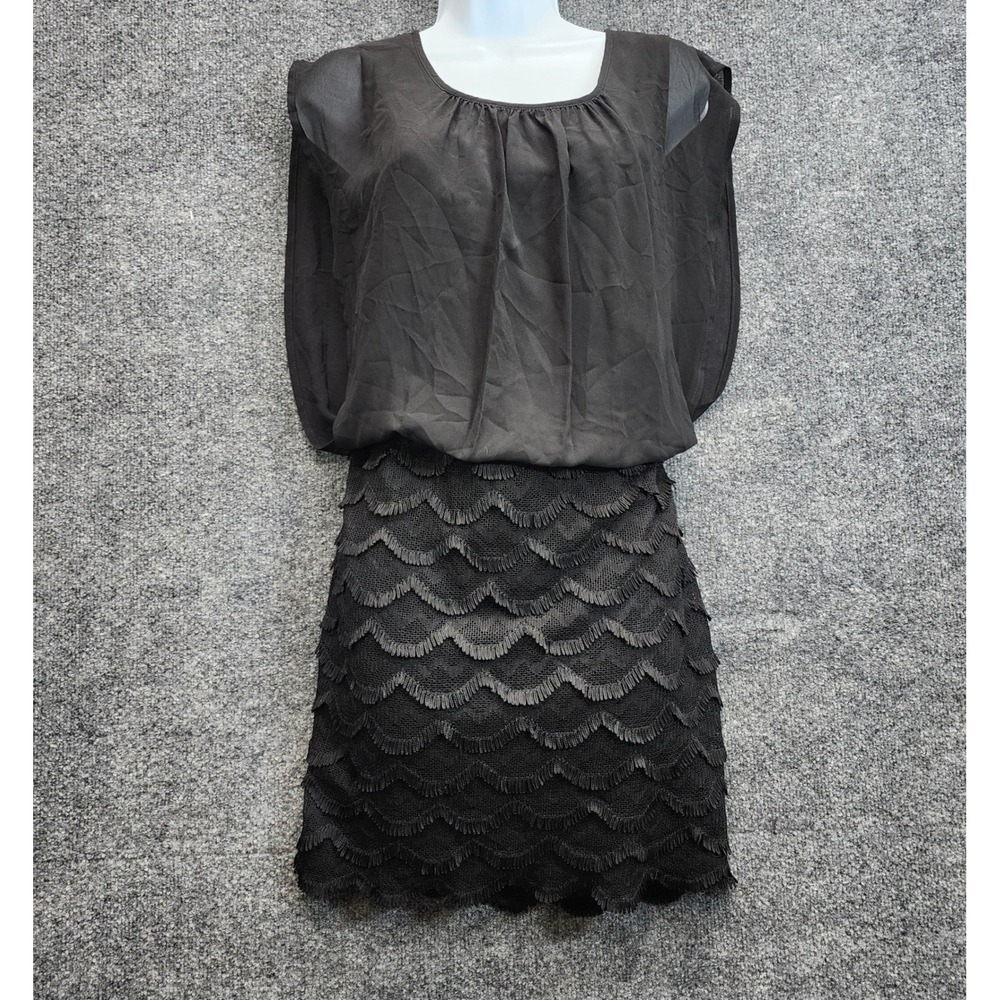 GUESS Women's Scalloped Fringe Sleeveless Mini Sheath Dress Little Black Size 6